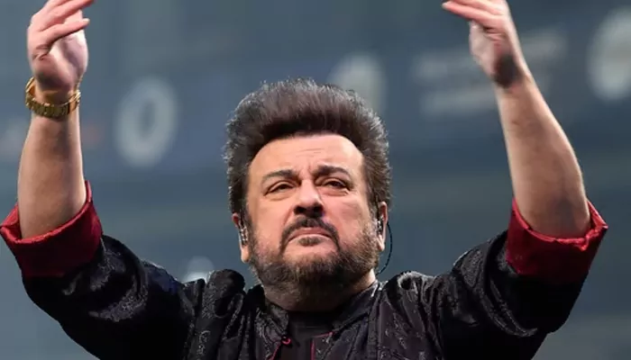 Birthday Special: Did You Know the Singer-Composer Adnan Sami is Dubbed the Worldâ€™s Fastest Keyboard Player?