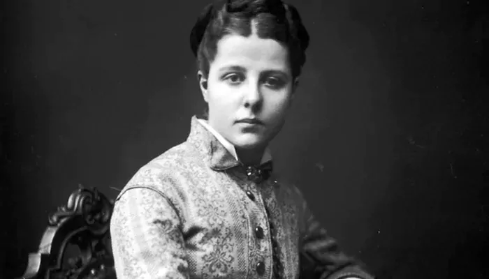 Annie Besant: The Theosophist Who Blended Reform with Rational Hinduism