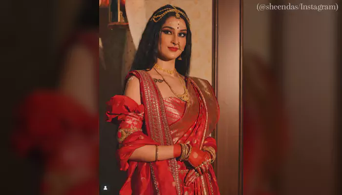 Festive Makeup and Jewelry for Durga Ashtami: Traditional and Contemporary Bengali Looks