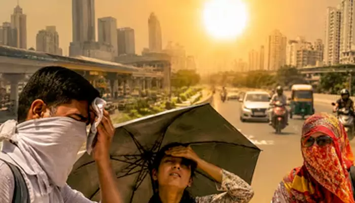 Delhi’s Heatwave Is Quietly Changing Family Routines: From Cooking Times to Children’s Play Hours
