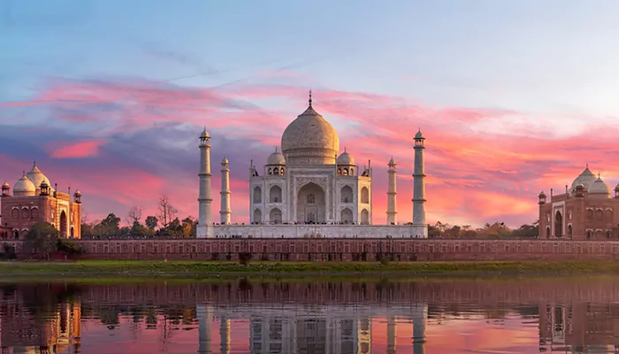 How Agra’s Common People Lived, Worked, and Struggled When Shah Jahan Was Building the Taj Mahal