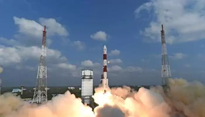 Independence Day Special - From Morse Code to ISRO: India’s Scientific Journey Since 1947