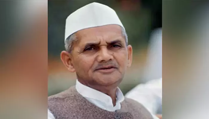 Lal Bahadur Shastri’s Birth Anniversary: 10 Fascinating Facts About India’s Second Prime Minister