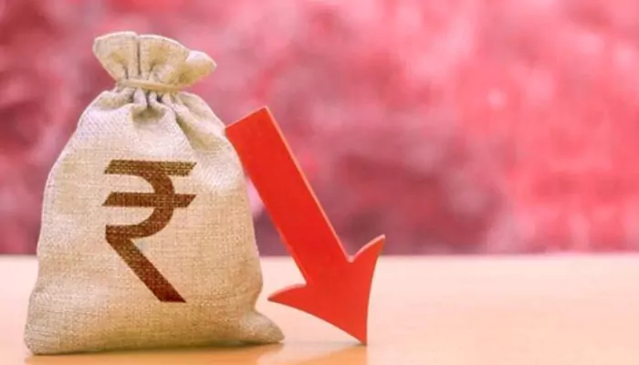 Rupee Falls To Record Low: What Travellers, Students And Online Shoppers Should Check Today