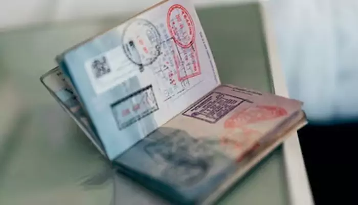 H-1B Visa Freeze Coming? What This New US Bill Means for Indian Job Seekers