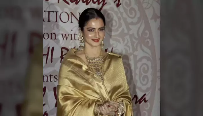 Retro Royalty: How Rekha, Sabyasachi, and Bollywood’s Leading Ladies Are Reviving Vintage Glam