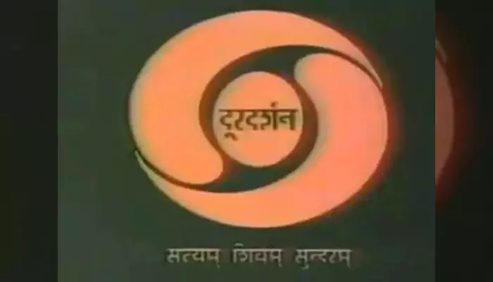 Revisiting Magical 90s Doordarshan – A Monsoon Throwback to Simpler Times