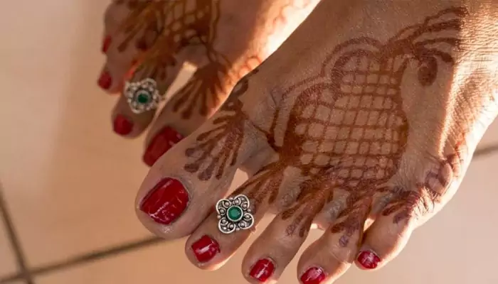 The Feminist Footnote? What the Toe Ring’s Return Says About Today’s Woman