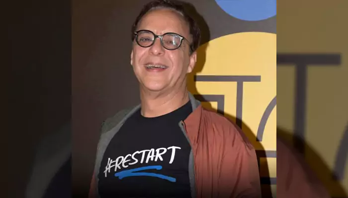 Vidhu Vinod Chopra's Birthday: THIS Legendary Bengali Filmmaker Gave Him His Name - Guess Who!