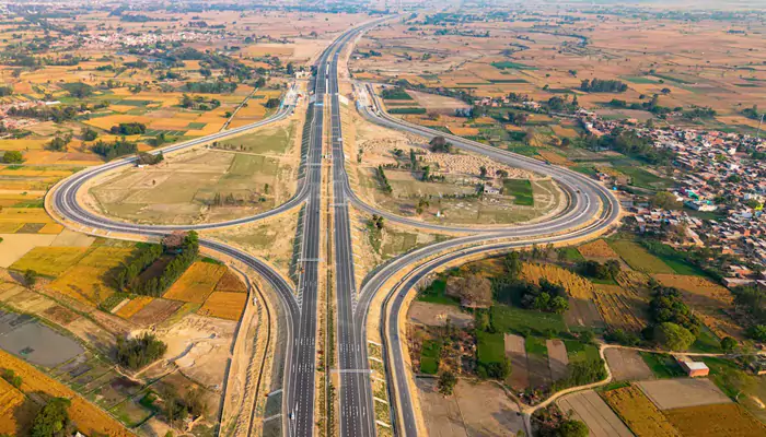 Not Just a Highway: How Ganga Expressway Could Boost Jobs, Real Estate & Local Economy